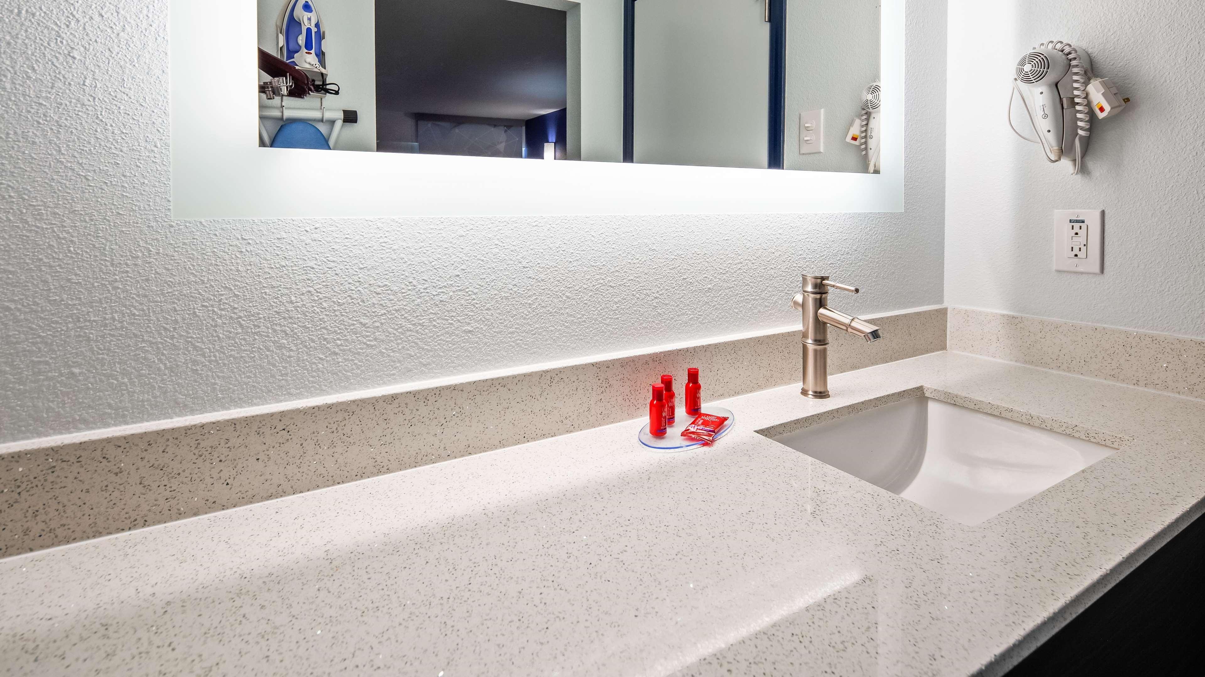 Surestay Plus Hotel By Best Western Sacramento Cal Expo Zewnętrze zdjęcie