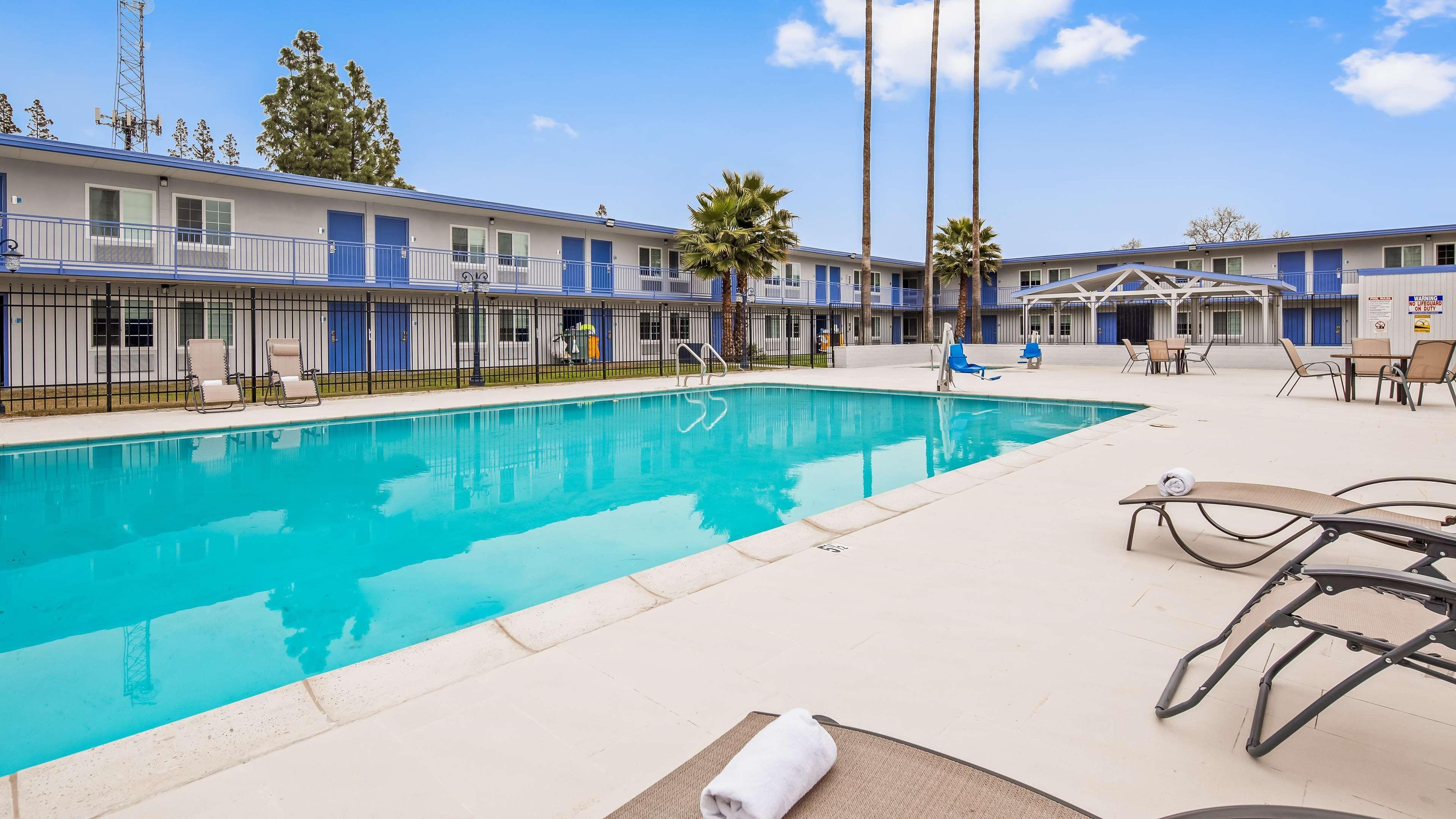 Surestay Plus Hotel By Best Western Sacramento Cal Expo Zewnętrze zdjęcie