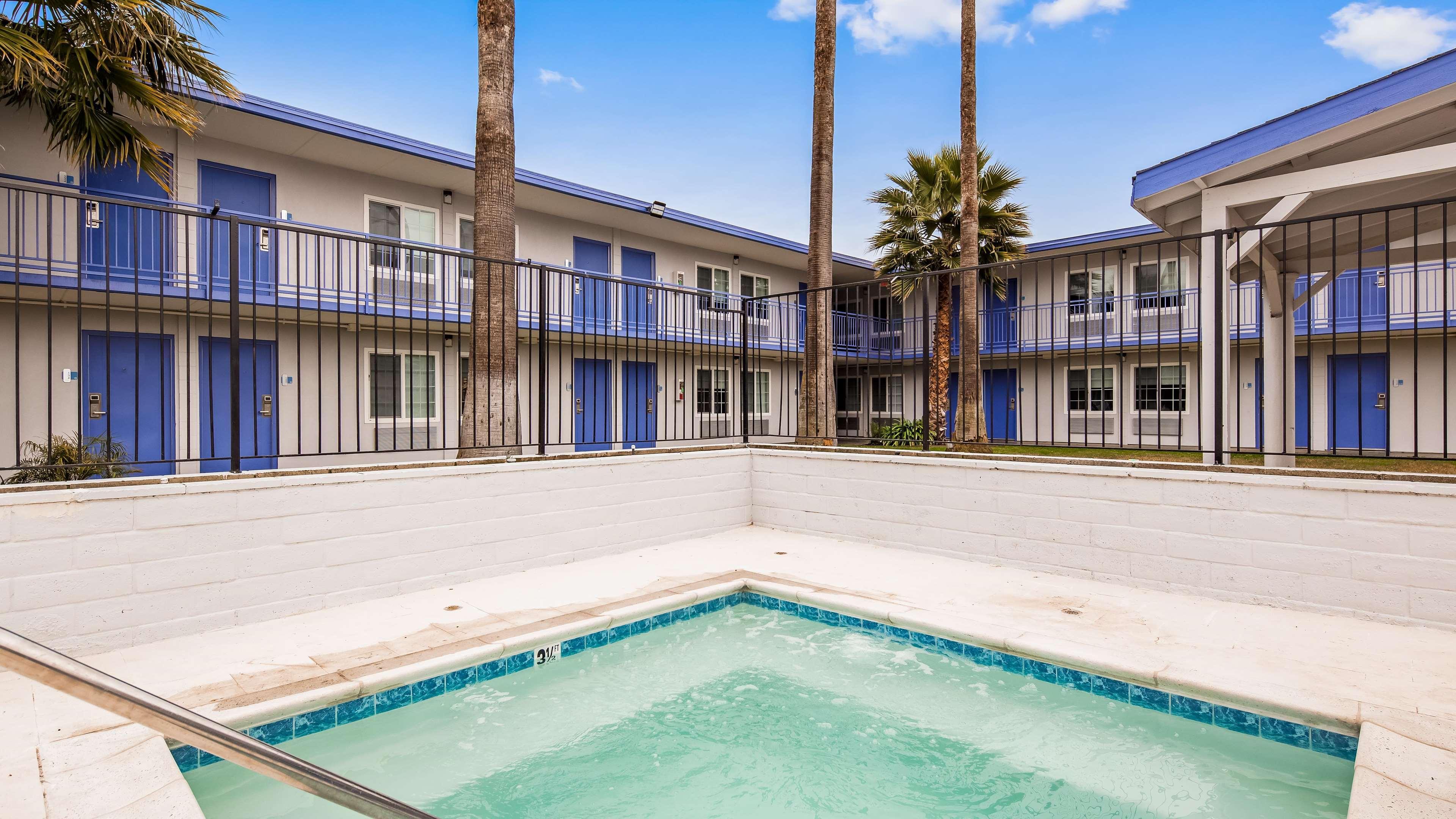 Surestay Plus Hotel By Best Western Sacramento Cal Expo Zewnętrze zdjęcie