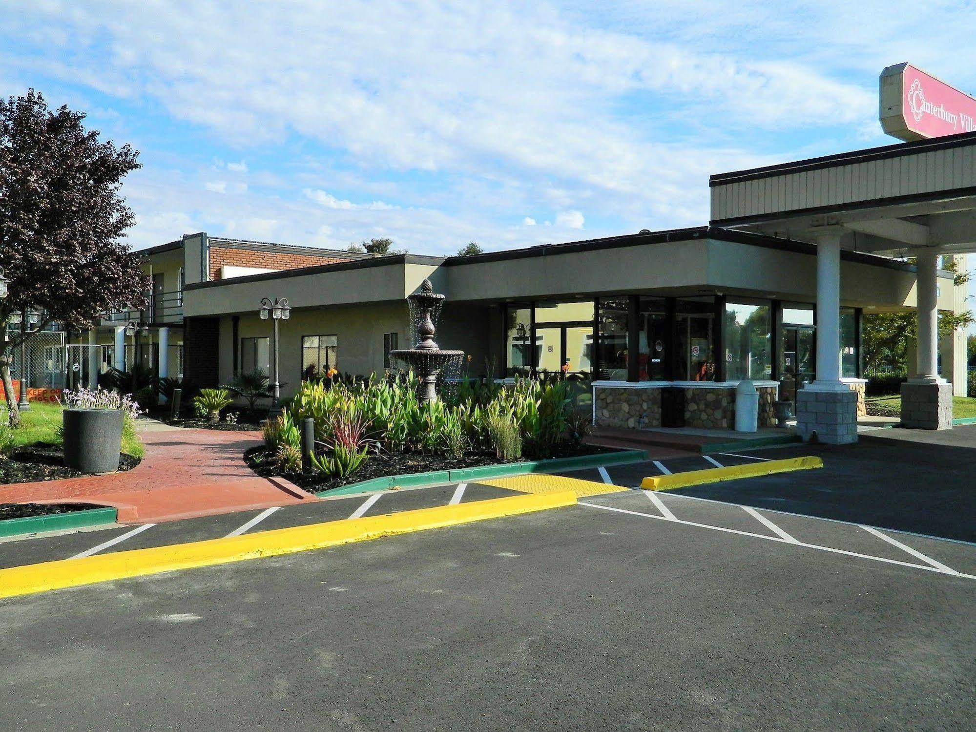 Surestay Plus Hotel By Best Western Sacramento Cal Expo Zewnętrze zdjęcie
