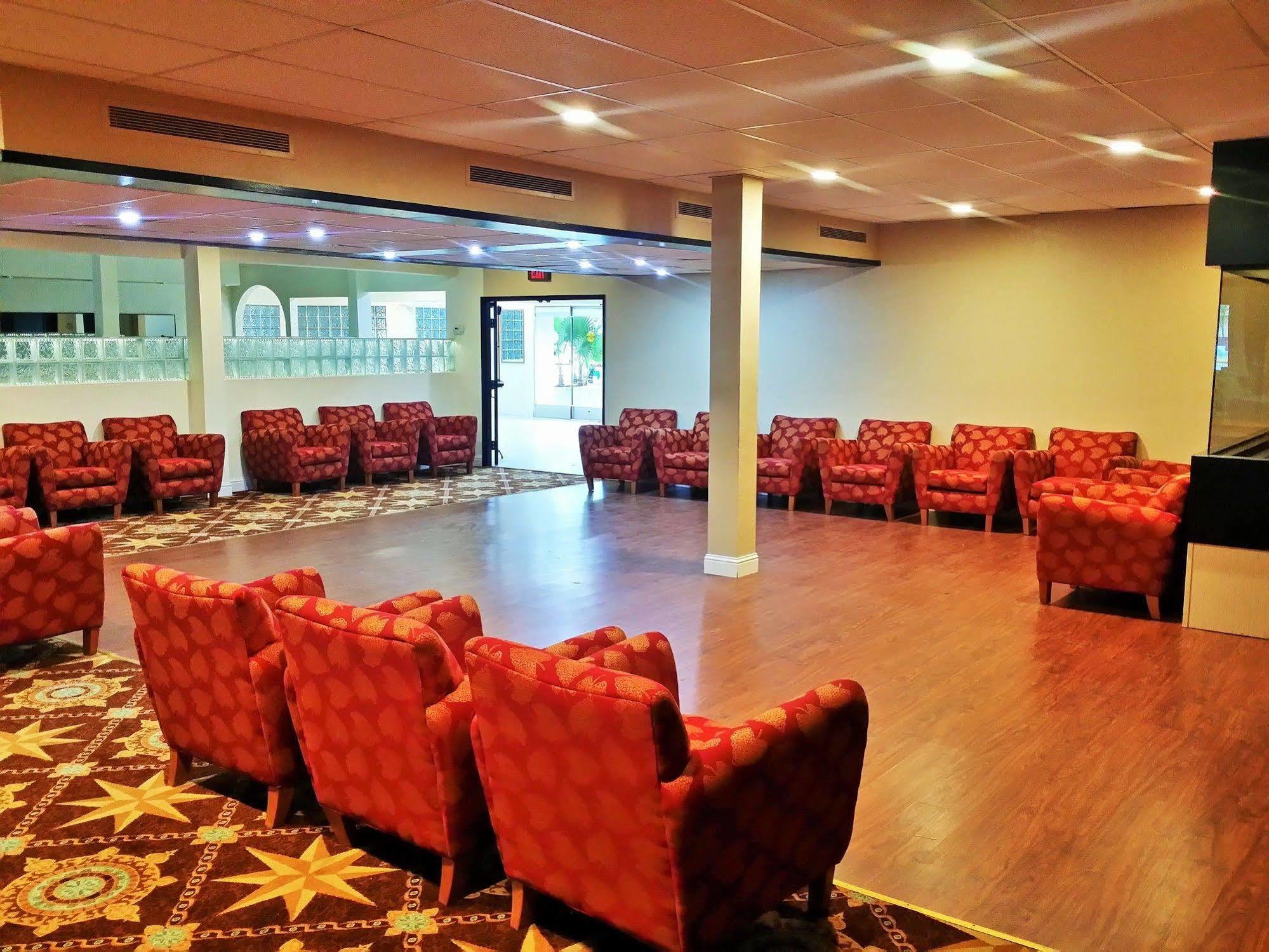 Surestay Plus Hotel By Best Western Sacramento Cal Expo Zewnętrze zdjęcie